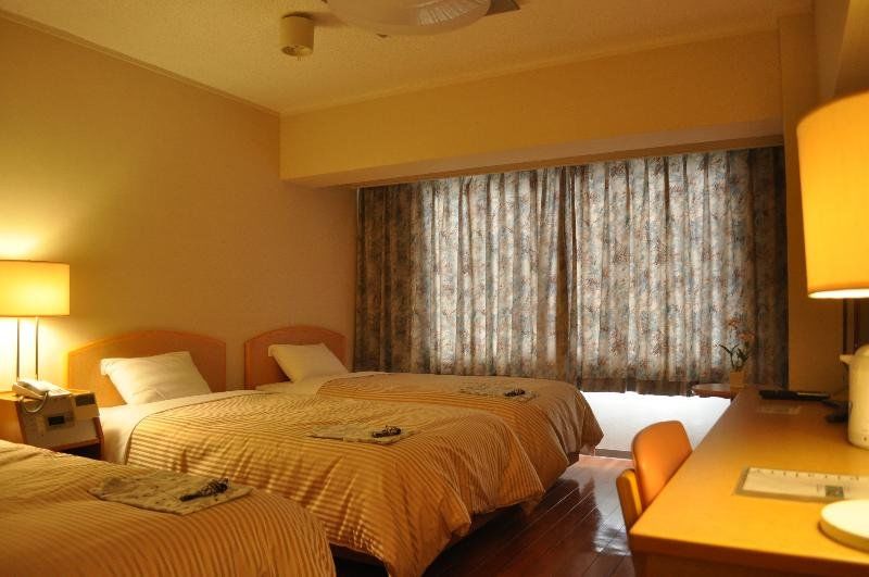 Motobu Green Park And Golf Course Bagian luar foto